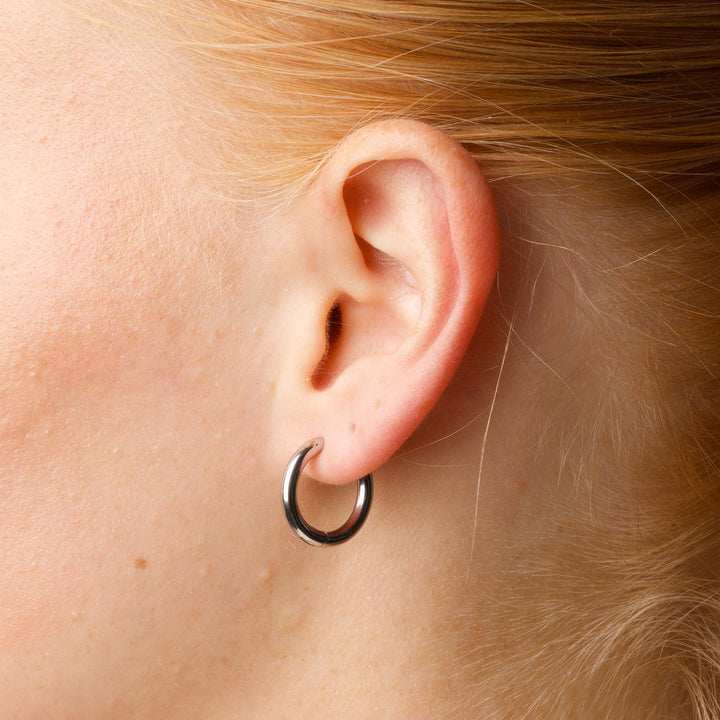 Hollie - Øreringe med ring 17mm rustfrit stål