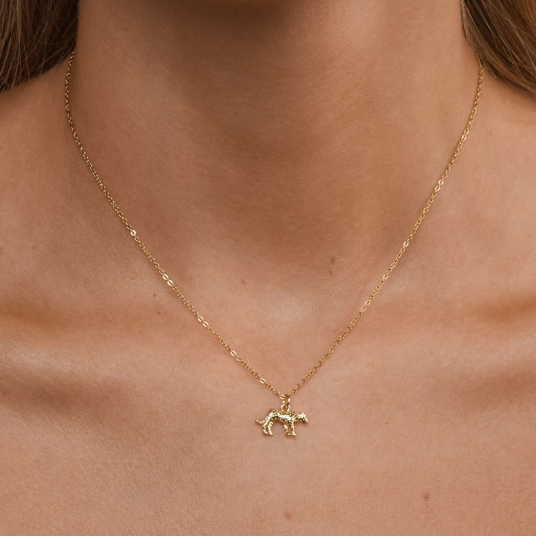 Quinn - Leopard Charm Dangling Necklace Gold