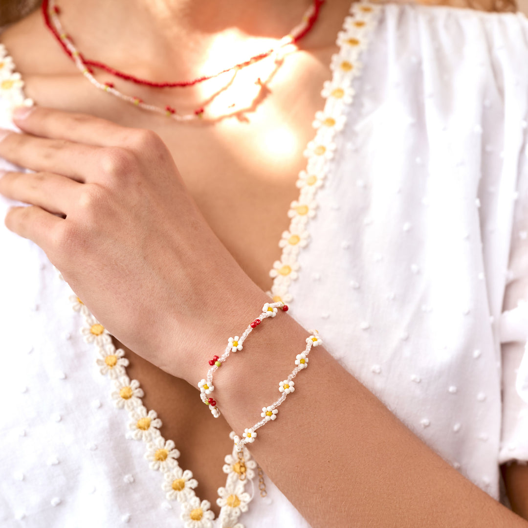 Lise - Flower Bead Bracelet
