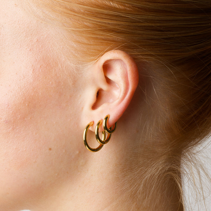 Hollie - Øreringe med ring 17mm rustfrit stål