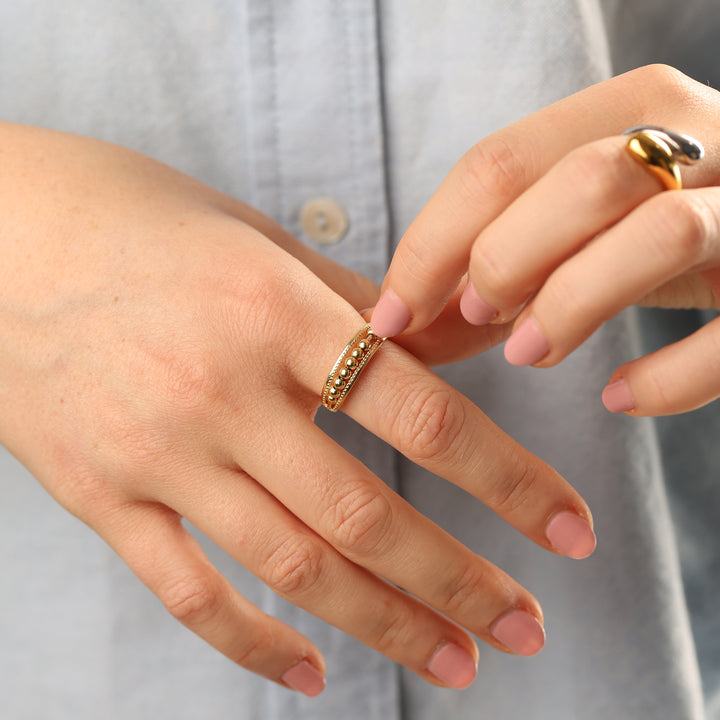 Maggie - Struktur Ring Rustfrit Stål