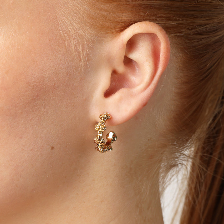 Gerda - Blomst Ørestikker i Rustfrit Stål