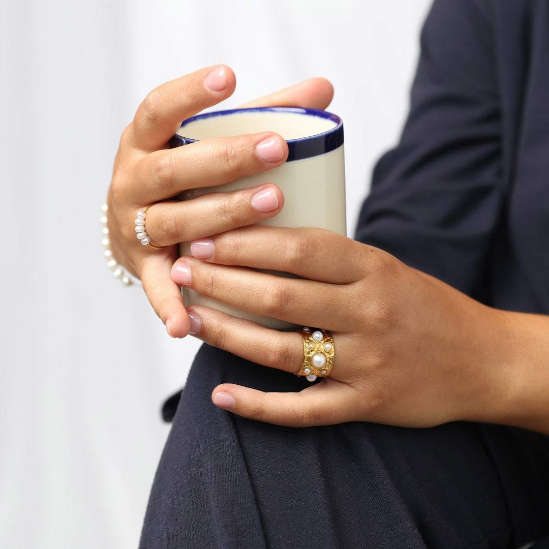 Kerstin - Hamret Perlering i Rustfrit Stål