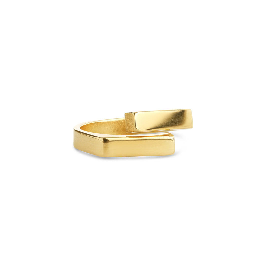 Brita – architectural ring in stainless steel, gold | Timi of Sweden