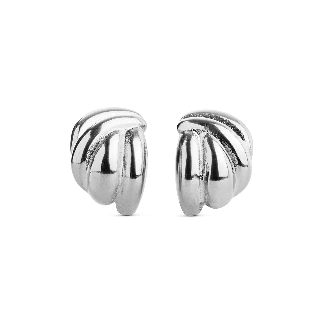 Siv – twisted stud earrings in stainless steel, silver | Timi of Sweden