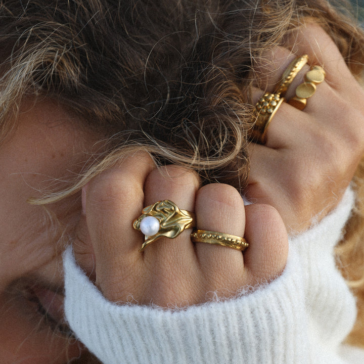 Lex – Molten Pearl Ring in Stainless Steel | Timi of Sweden