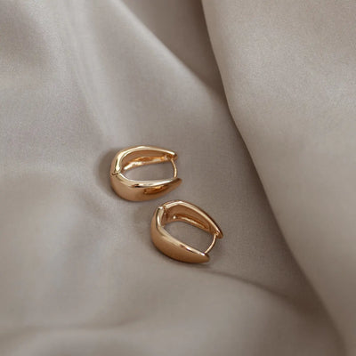 Klassisk Wide Hoop Ørering - Guld