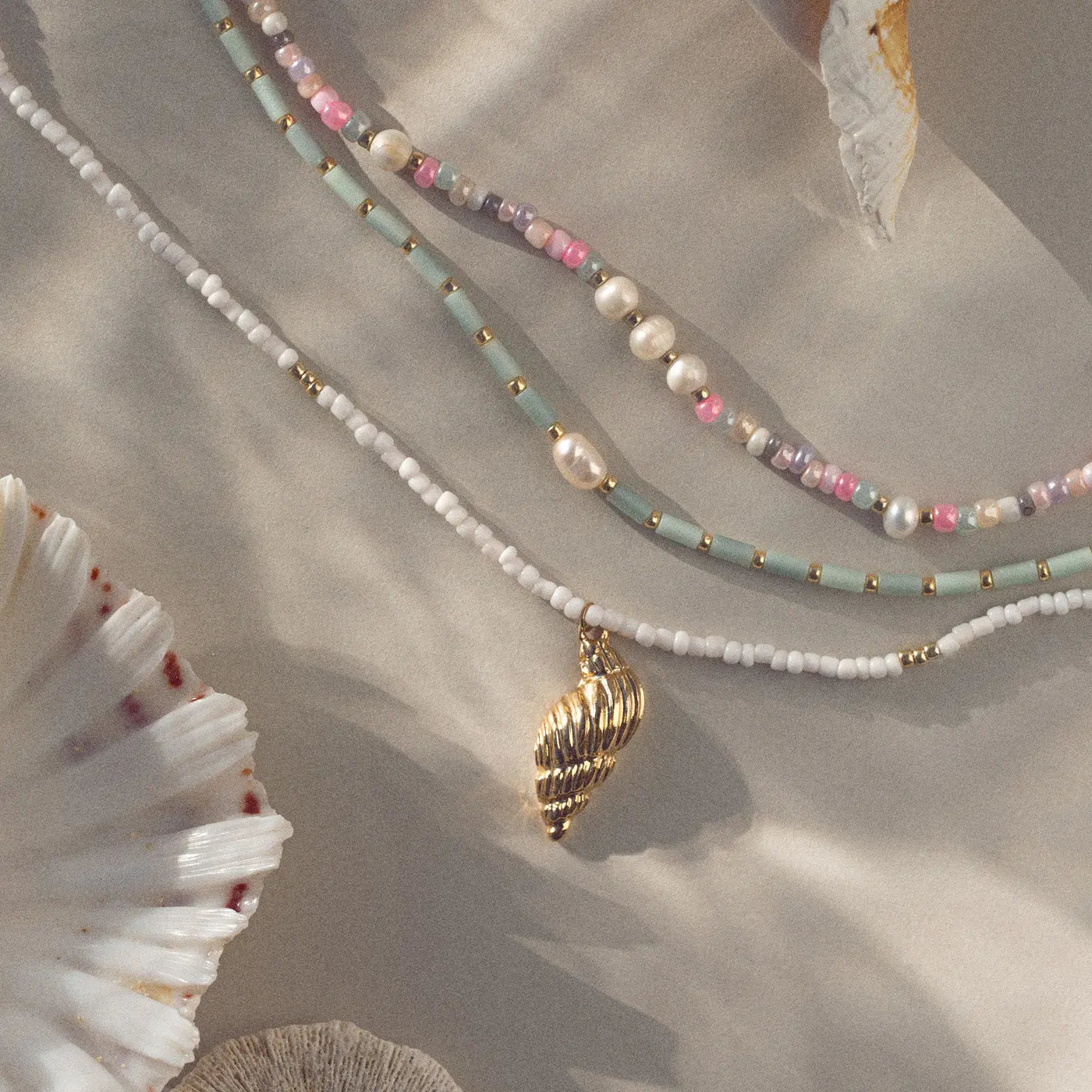 Ellie - Sea Shell White Beads Halskæde