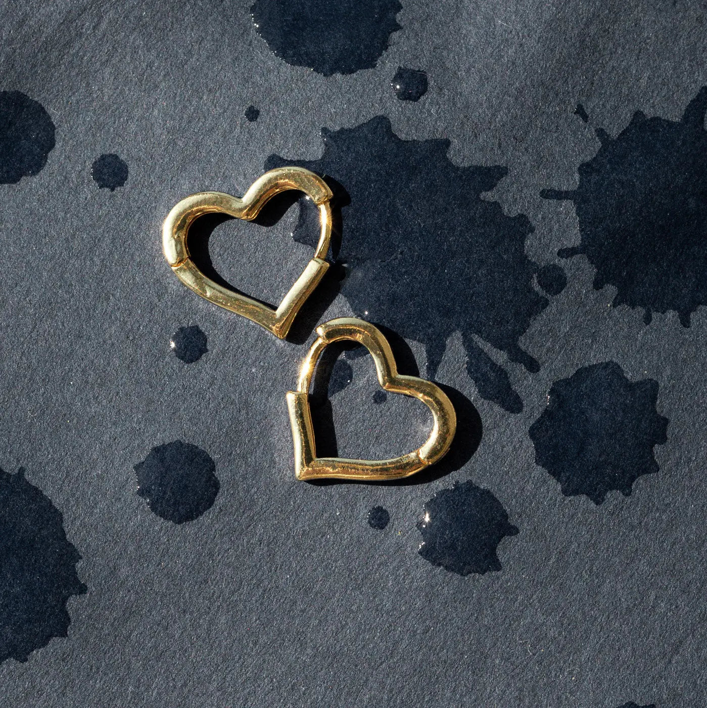 Scarlett - Heart Hoop Ørering i rustfrit stål